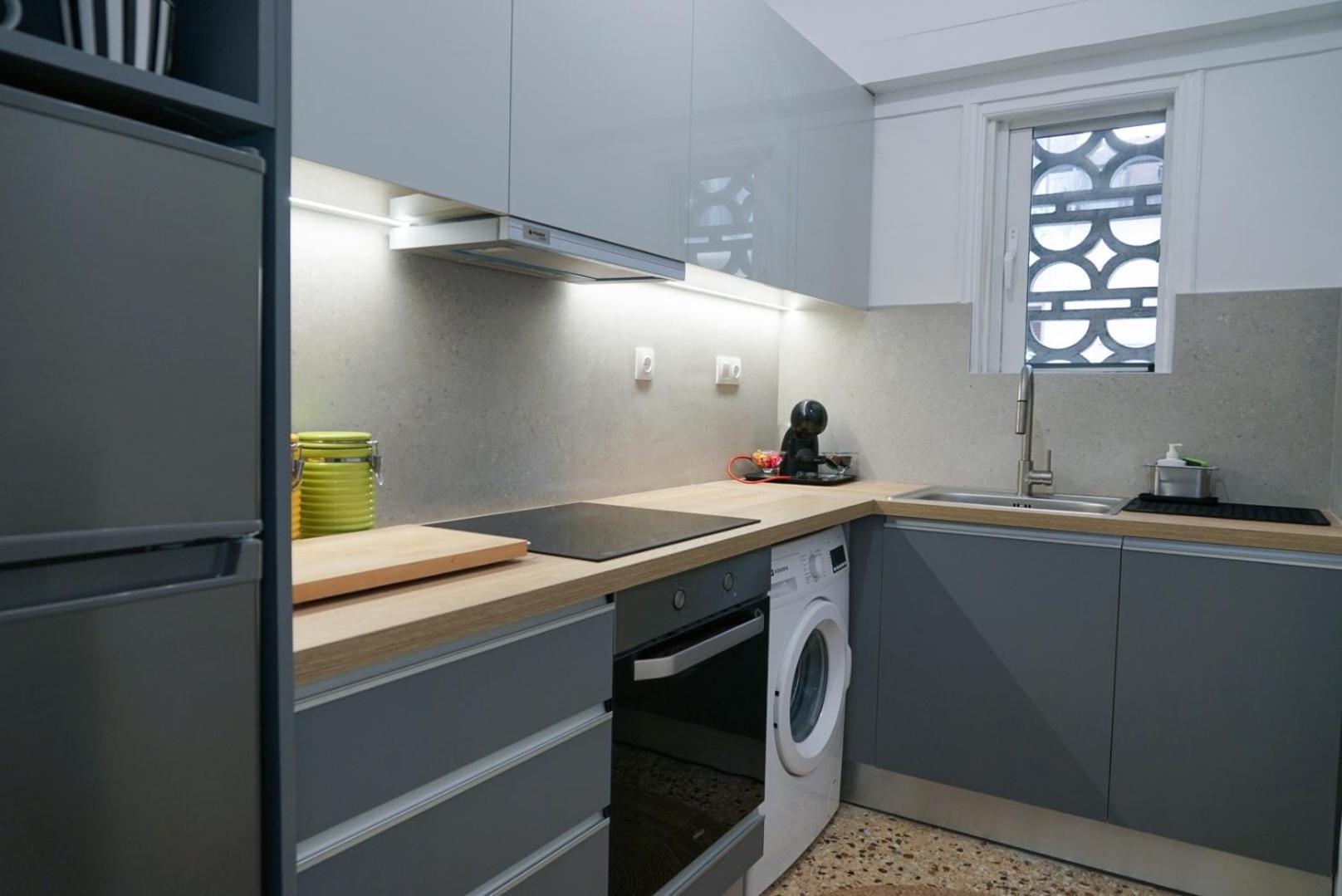 Comfy Studio Apartment Very Close To City Centre Atena Exterior foto